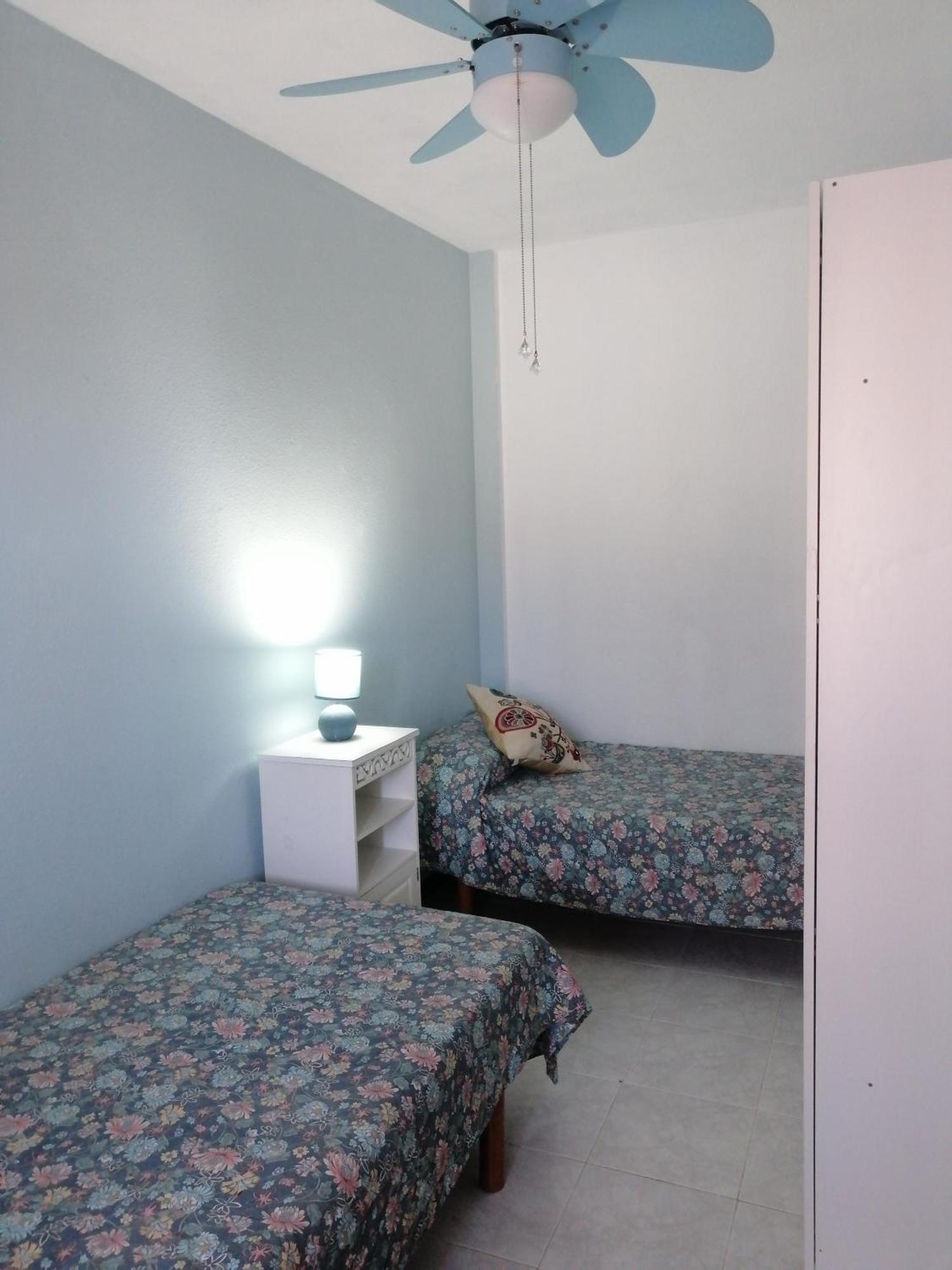 Apartamento En Los Nietos Con Piscina Comunitaria. Exterior foto